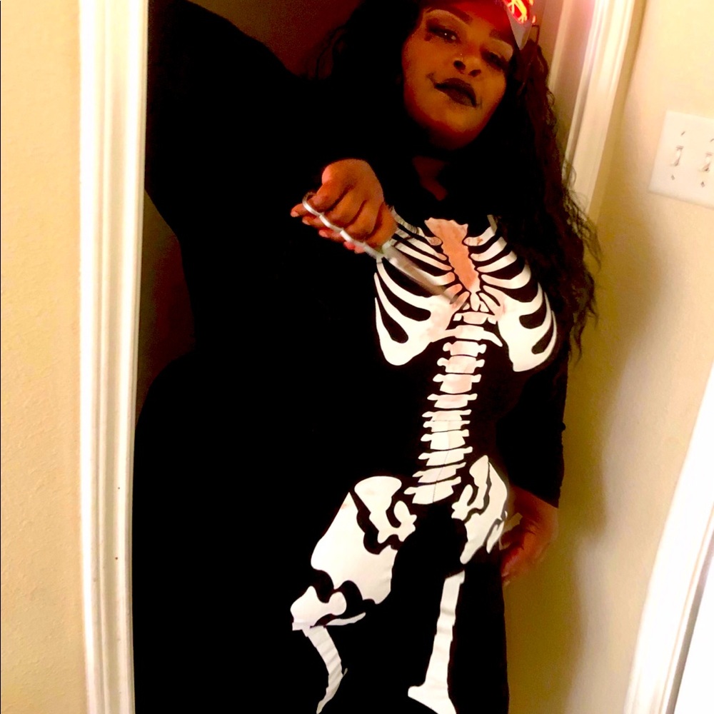 Plus Black Skeleton Print High Neck